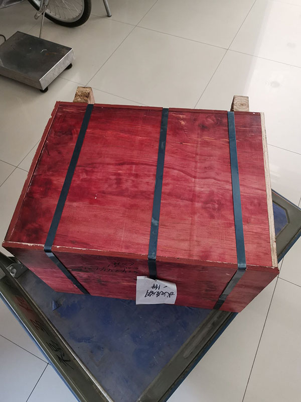 Shipping packaging13